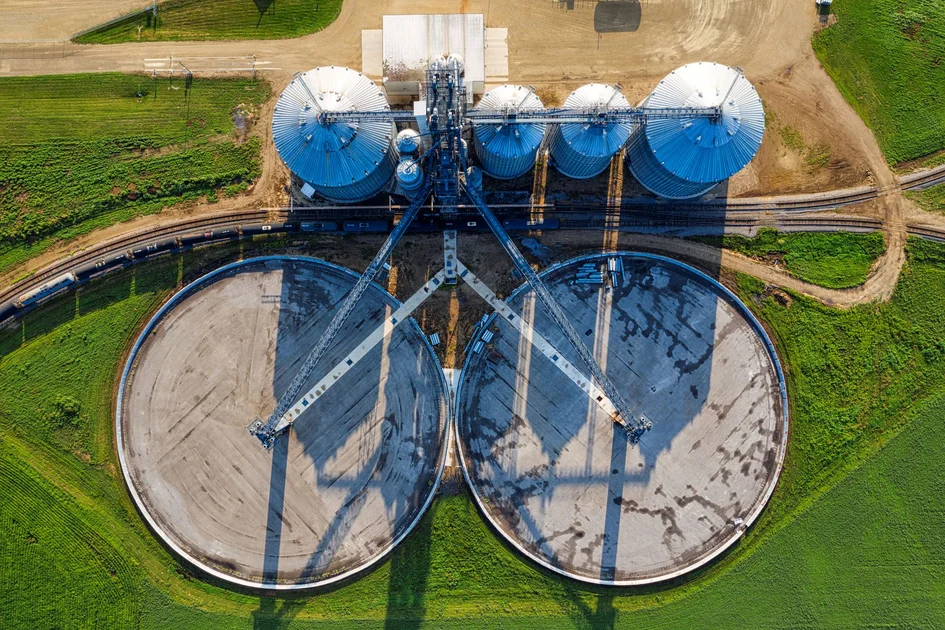 Centralizing Communication to Eliminate Silos